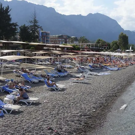 Ξενοδοχείο Palmet Beach 5*